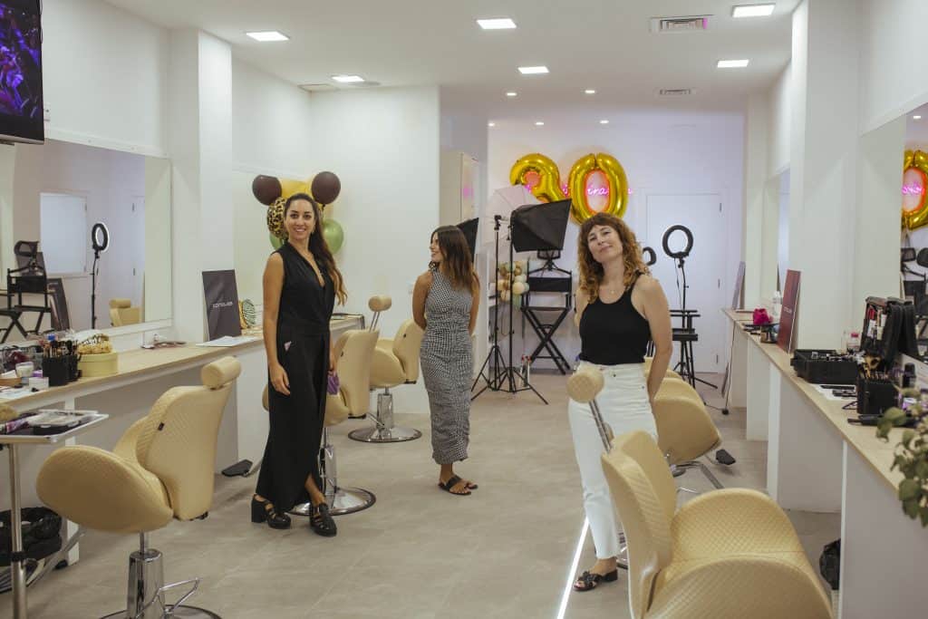 Celebra tu cumpleaños con una Beauty Party en Paloma Barba Academy