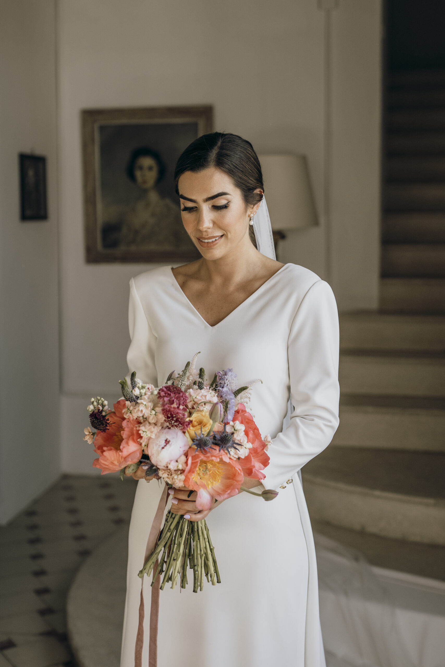 Marta luciendo su bridal look antes de salir de casa