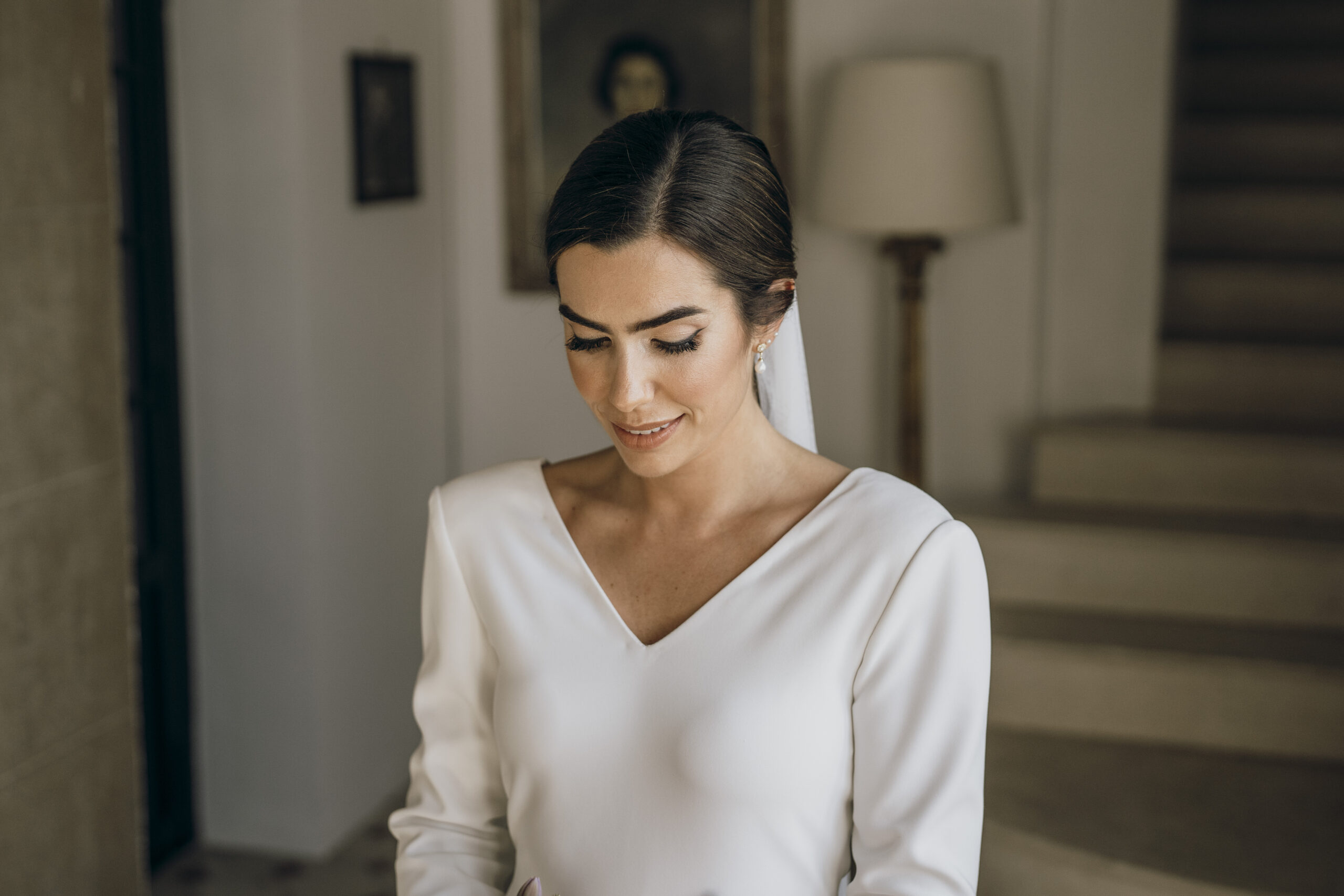 Marta luciendo su bridal look antes de salir de casa